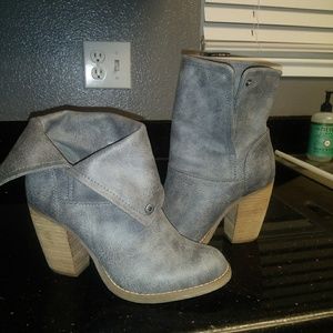Ankle booties
